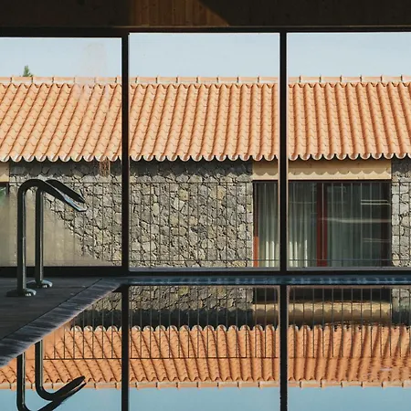 Pico Vineyards - By Unlock Bandeiras